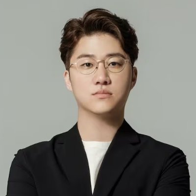 S.Y. Lee Story/IP
