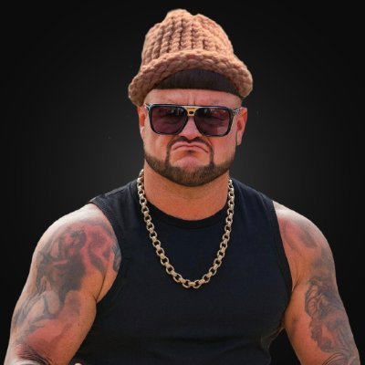 BOSS WIF HAT